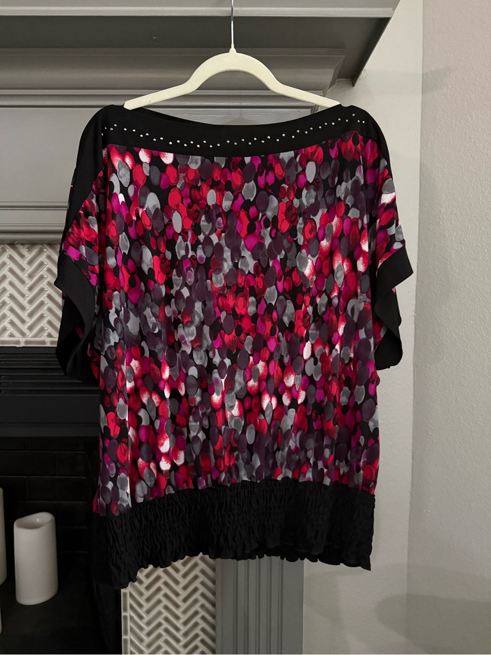 Studded Black Trim Pink & Gray Printed Flutter Sleeve Blouse
